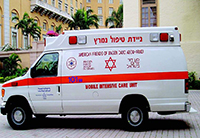 Машина скорой помощи линейной бригады в Израиле